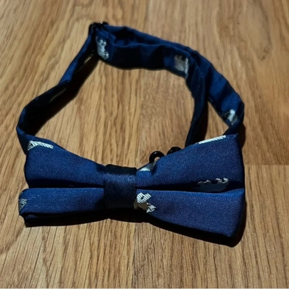 Toddler boy bear Bow tie